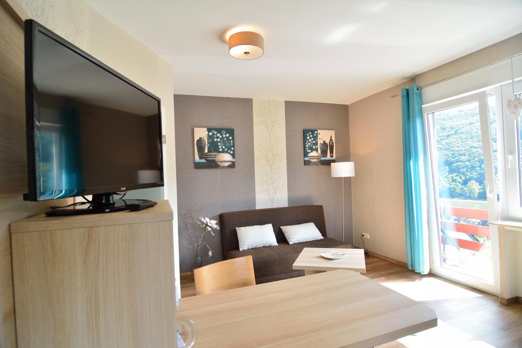 Hotel-Restaurant-Weingut Kapellenhof Klotten Room photo