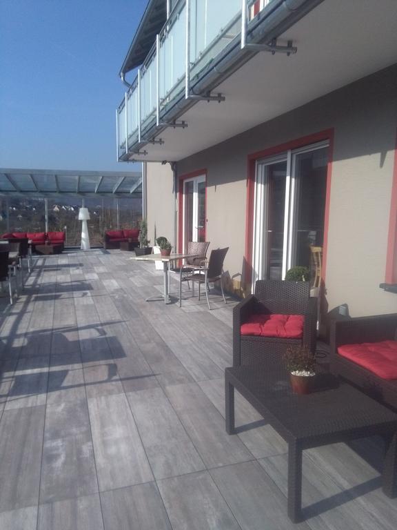 Hotel-Restaurant-Weingut Kapellenhof Klotten Exterior photo